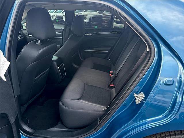 Used 2023 Chrysler 300 Touring w/ Sport Appearance Package image 14