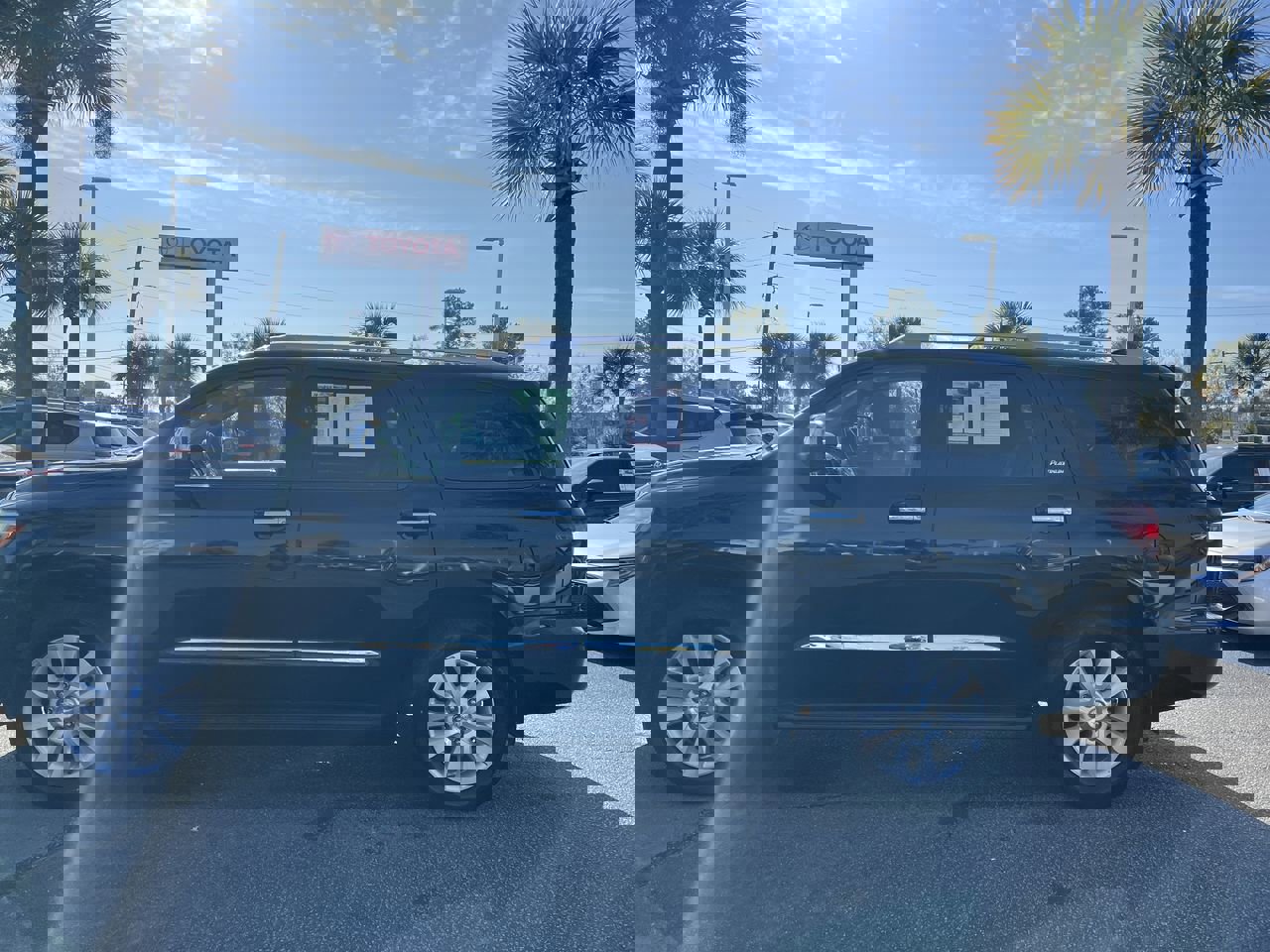 Used 2020 Toyota Sequoia Platinum image 7