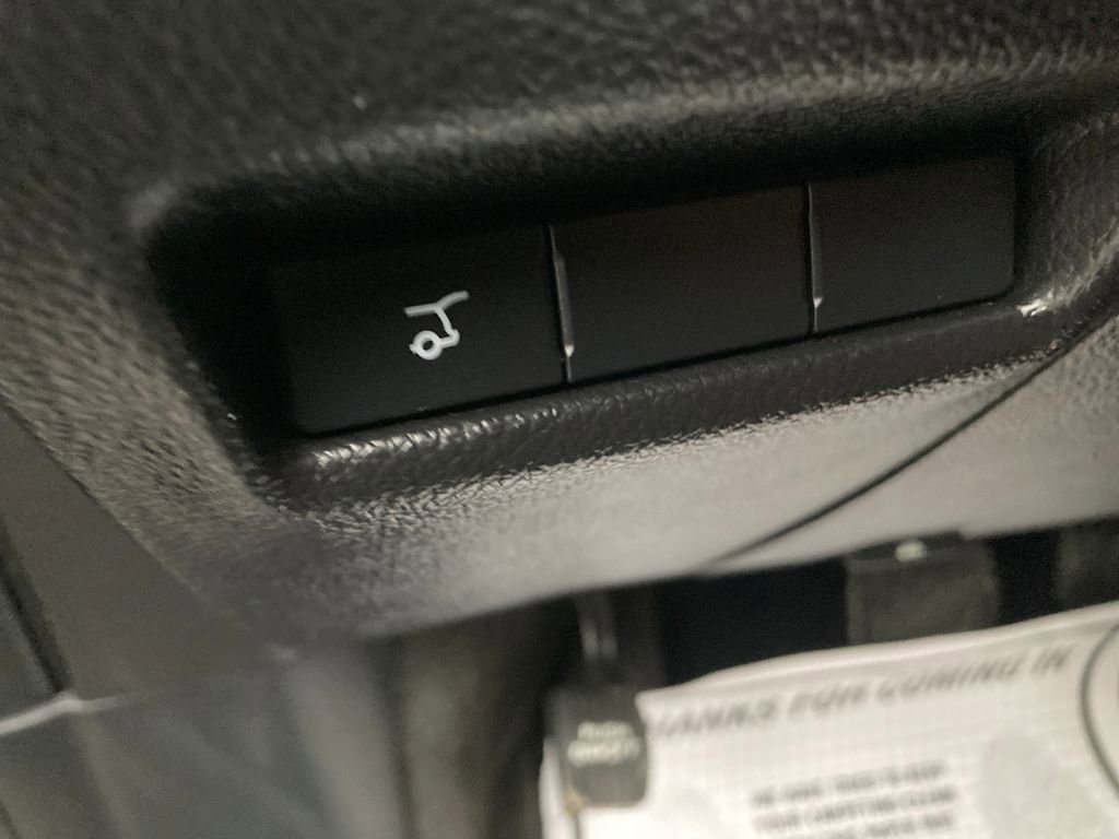 Used 2018 Ford Explorer XLT w/ Equipment Group 202A image 42