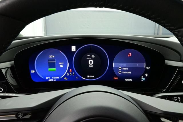 Certified 2025 Porsche Macan Turbo Electric AWD/4WD image 9