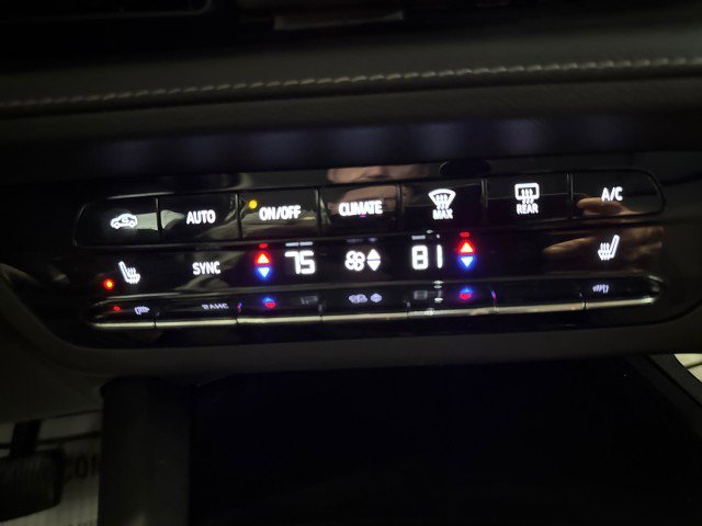 Used 2022 Buick Envision Preferred image 22