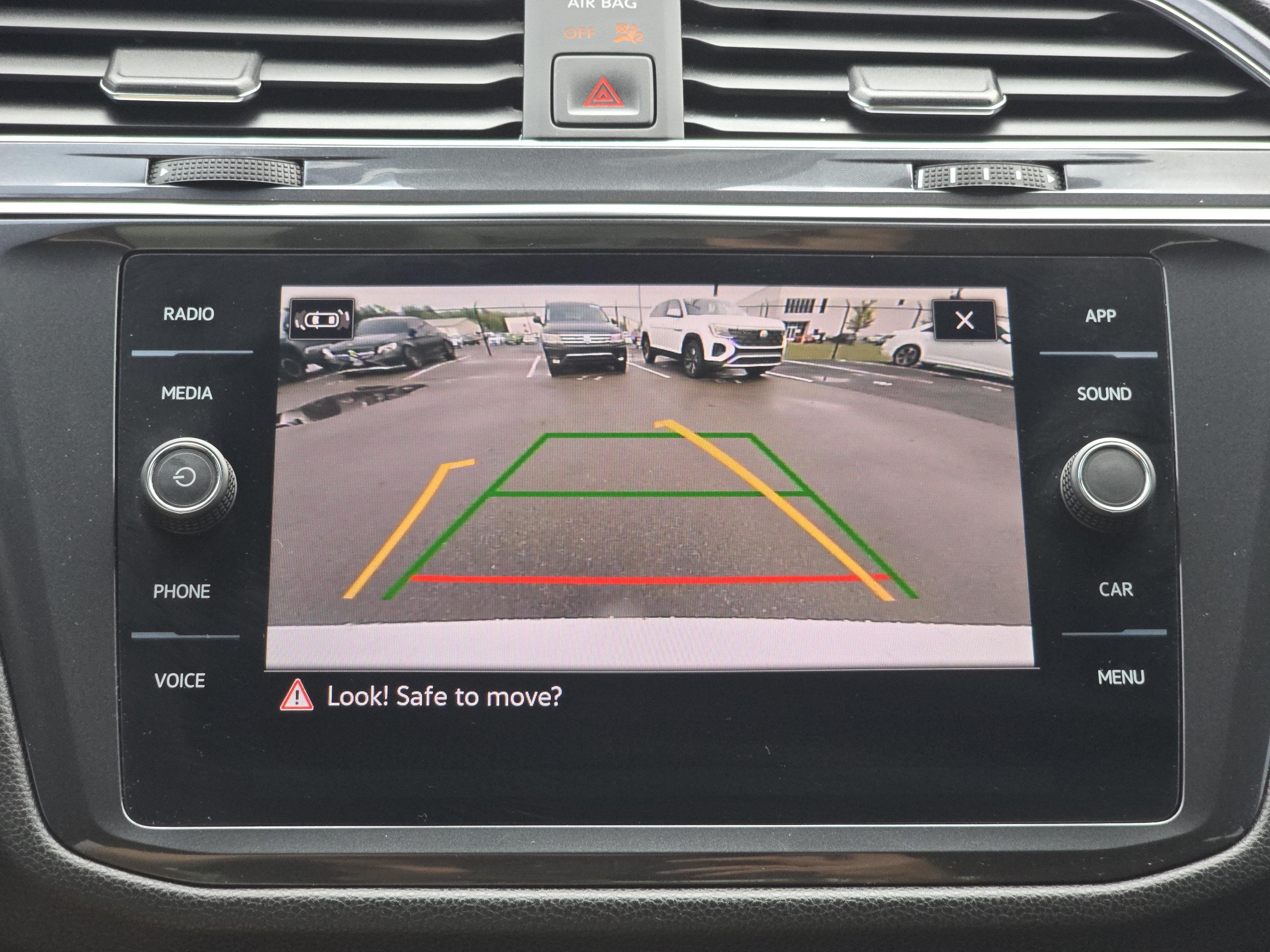 Certified 2023 Volkswagen Tiguan SE R-Line AWD/4WD image 26