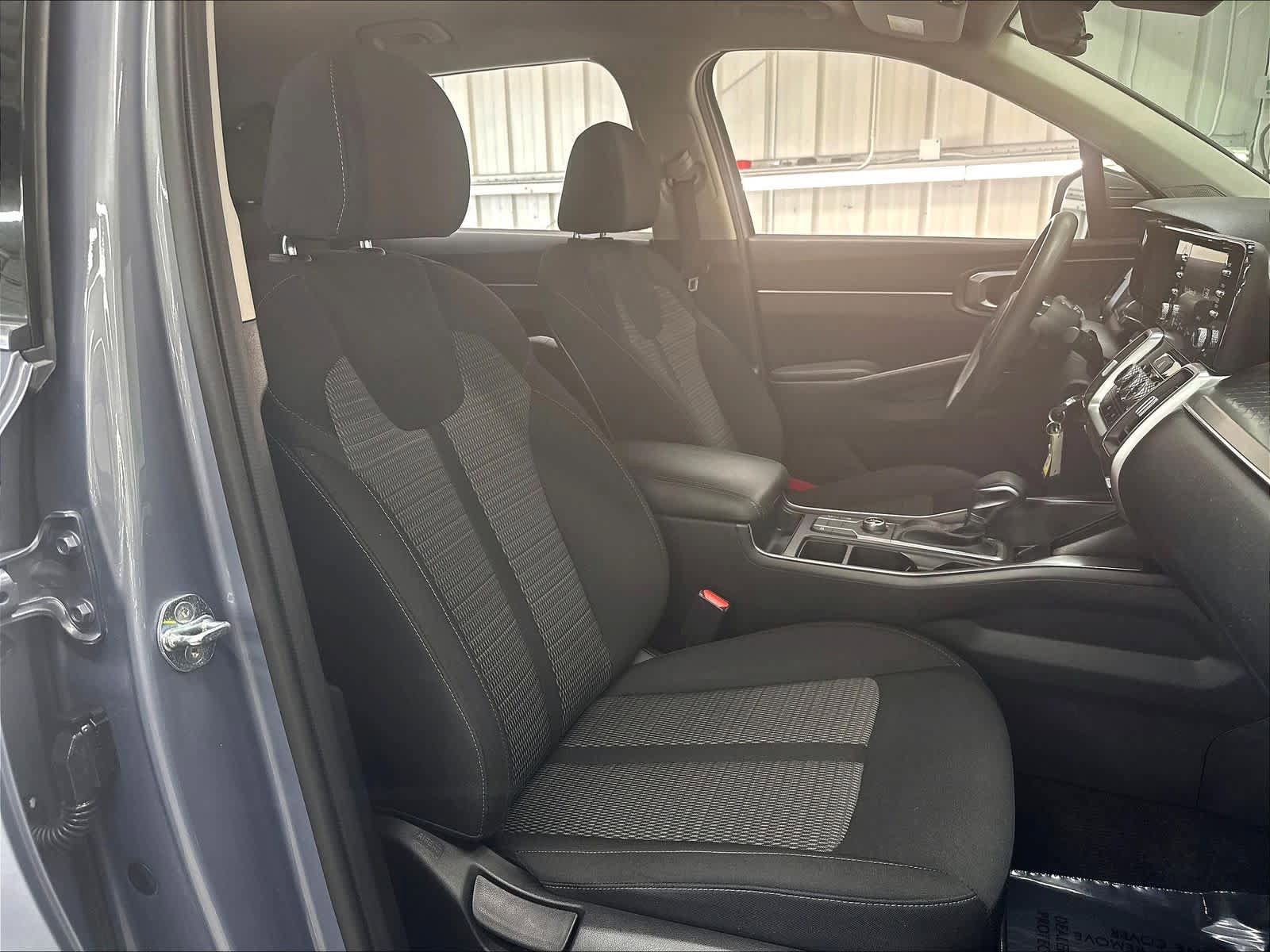 Used 2022 Kia Sorento LX AWD/4WD image 32