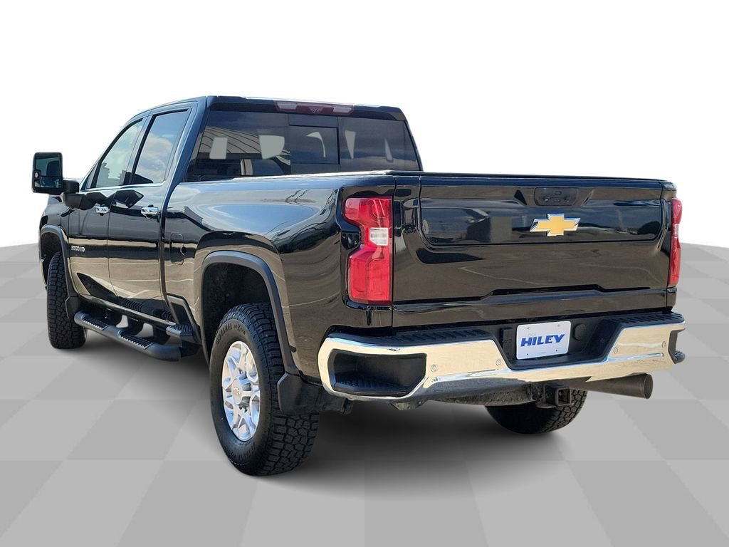 Certified 2022 Chevrolet Silverado 3500 LTZ w/ LTZ Plus Package image 6