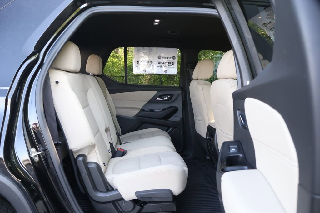 Used 2023 Chevrolet Traverse LS w/ Midnight/Sport Edition FWD image 45