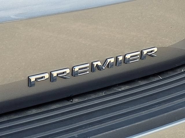 Used 2026 Chevrolet Suburban Premier AWD/4WD image 28