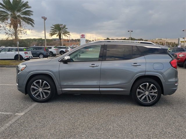 Used 2019 GMC Terrain Denali w/ Advanced Safety Package image 7