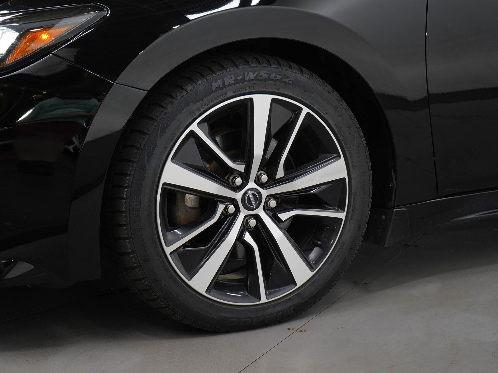 Used 2023 Nissan Maxima SL image 25