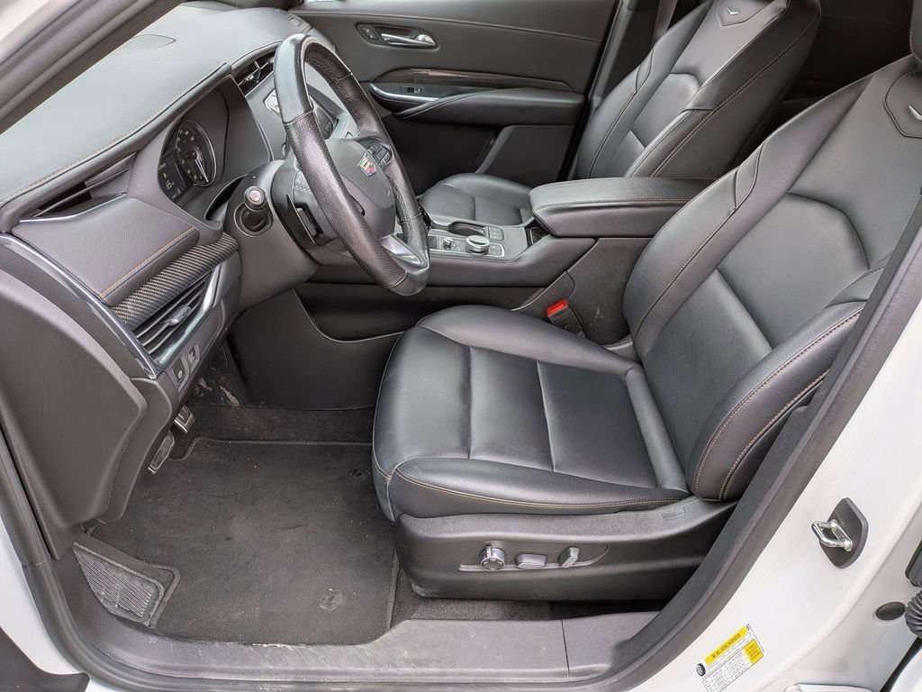 Used 2023 Cadillac XT4 Sport w/ Cold Weather Package AWD/4WD image 16
