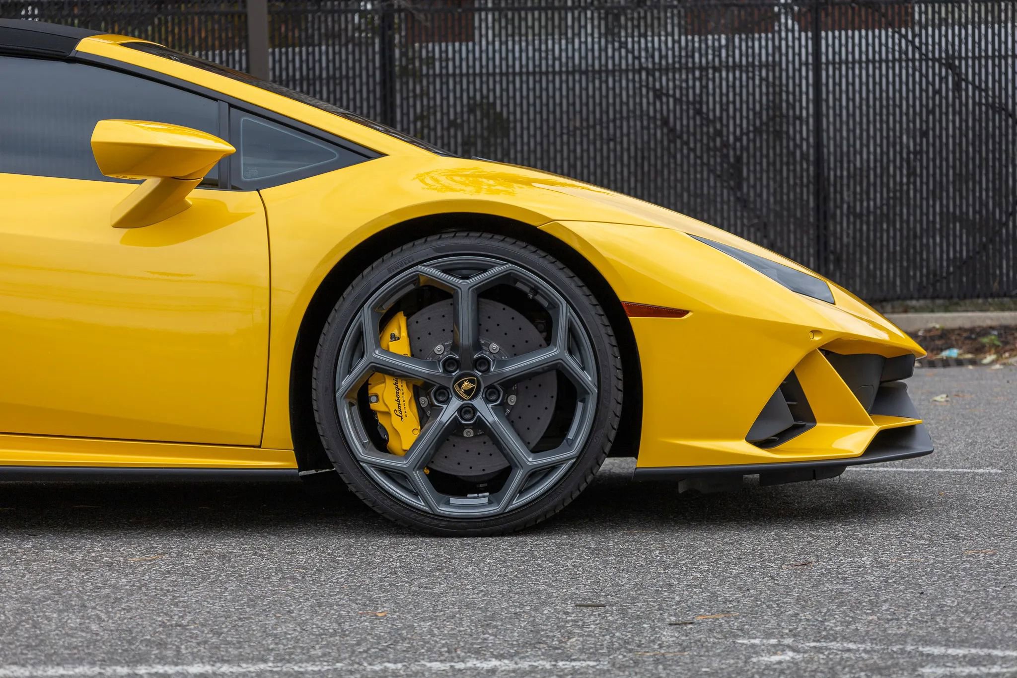 Used 2024 Lamborghini Huracan EVO image 28