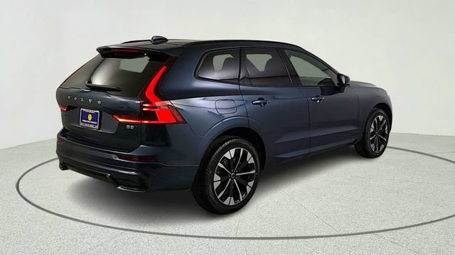 New 2026 Volvo XC60 B5 Plus w/ Climate Package PRO AWD/4WD image 7