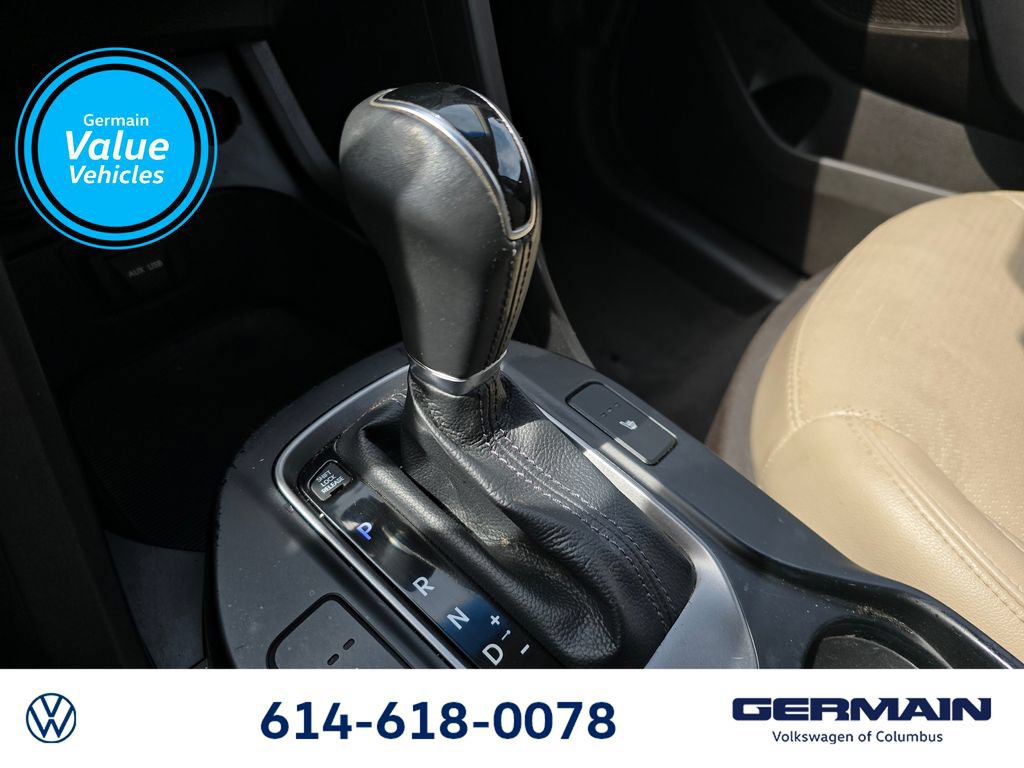 Used 2013 Hyundai Santa Fe Sport FWD image 24