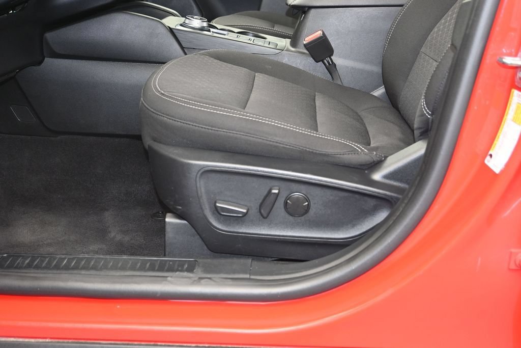 Used 2024 Ford Escape Active AWD/4WD image 21