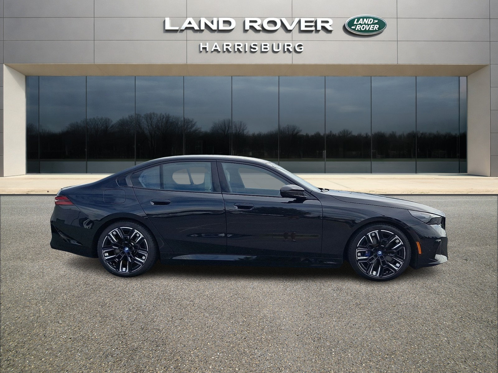 Used 2024 BMW i5 M60 w/ Executive Package AWD/4WD image 5