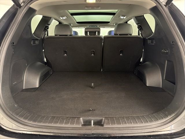 Used 2023 Hyundai Santa Fe SEL w/ Premium Package image 32