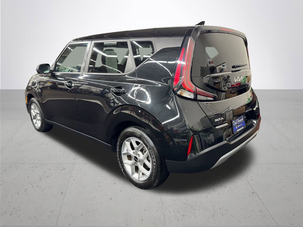 Used 2023 Kia Soul LX w/ Option Group 015 image 3