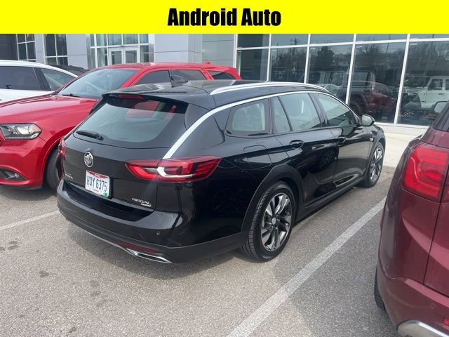 Used 2018 Buick Regal Preferred w/ Sights and Sounds Package image 6