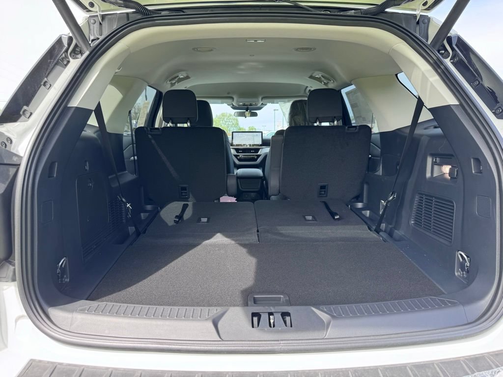 New 2026 Ford Explorer Active AWD/4WD image 40