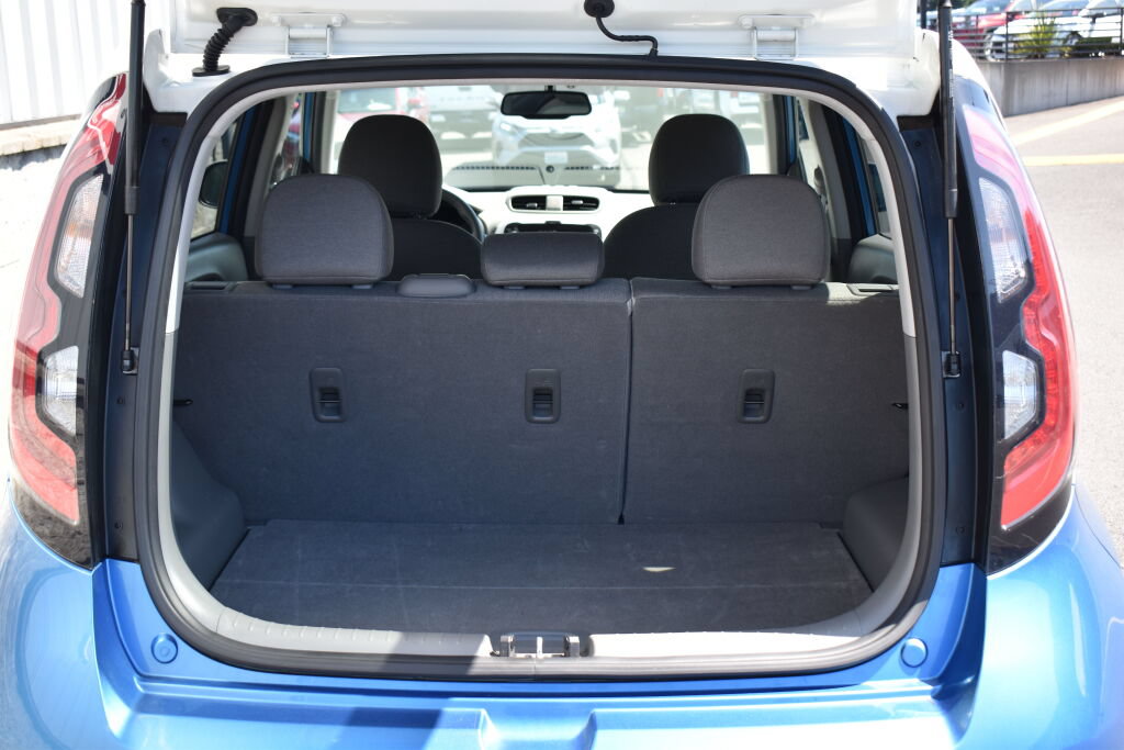 Used 2017 Kia Soul EV FWD image 21