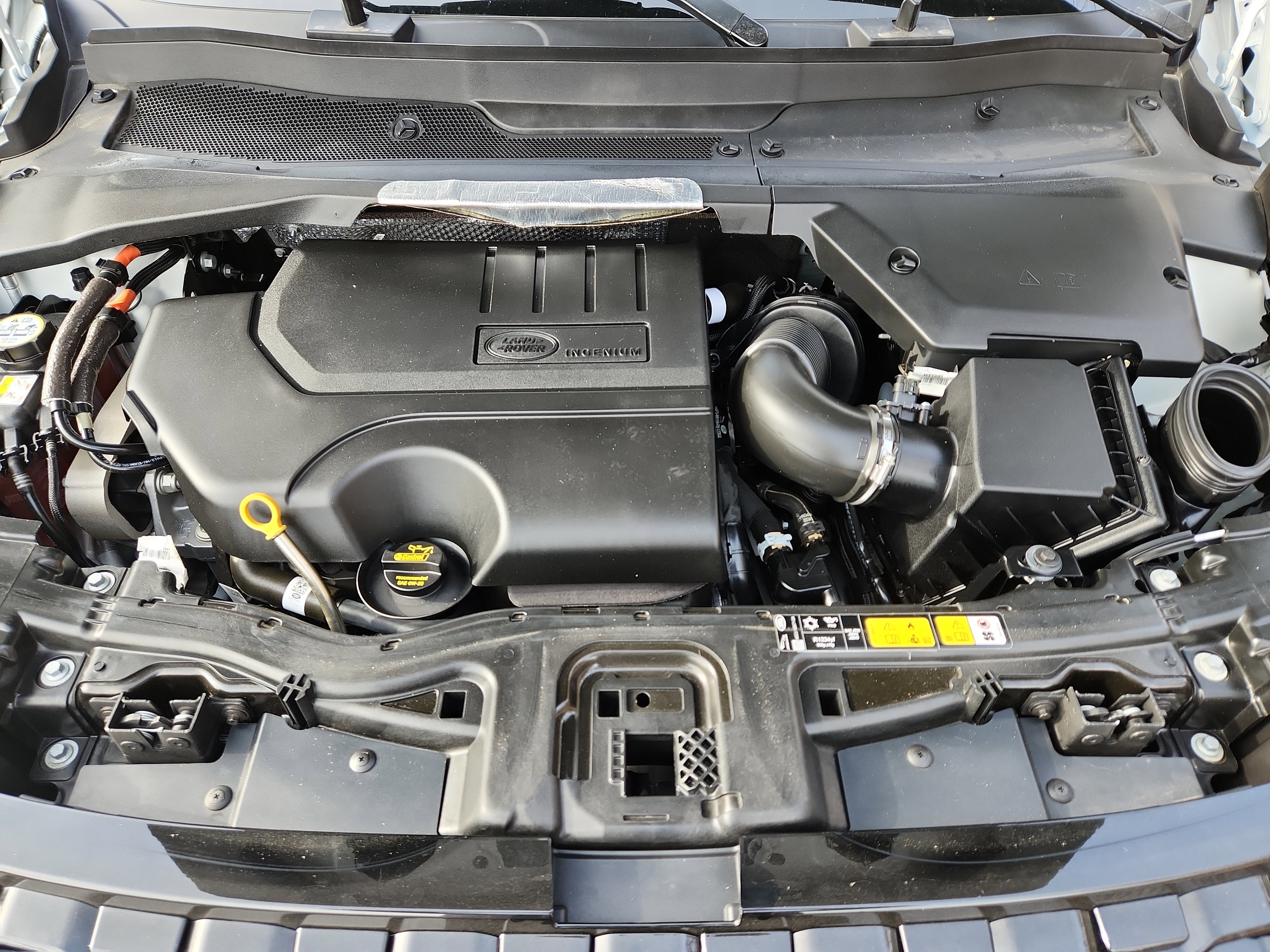 Used 2023 Land Rover Discovery Sport SE image 22