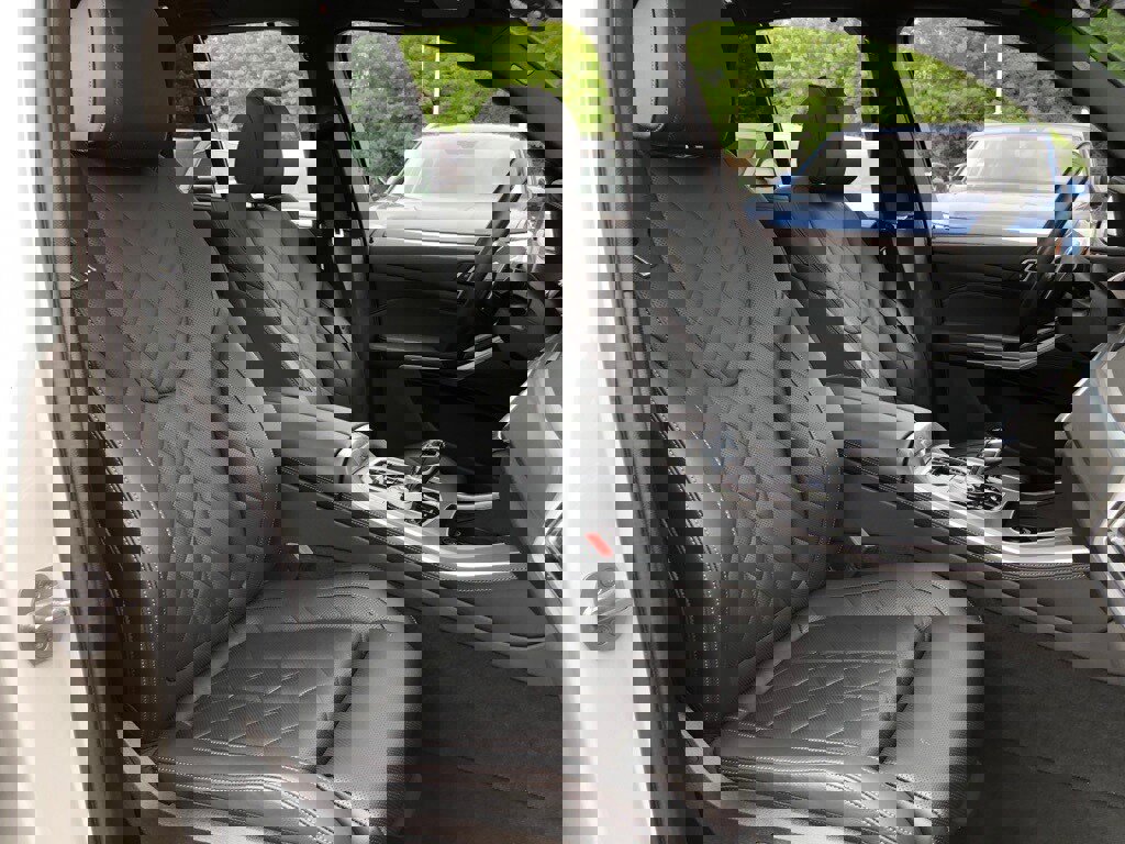 Used 2023 BMW X5 xDrive45e w/ Executive Package image 35