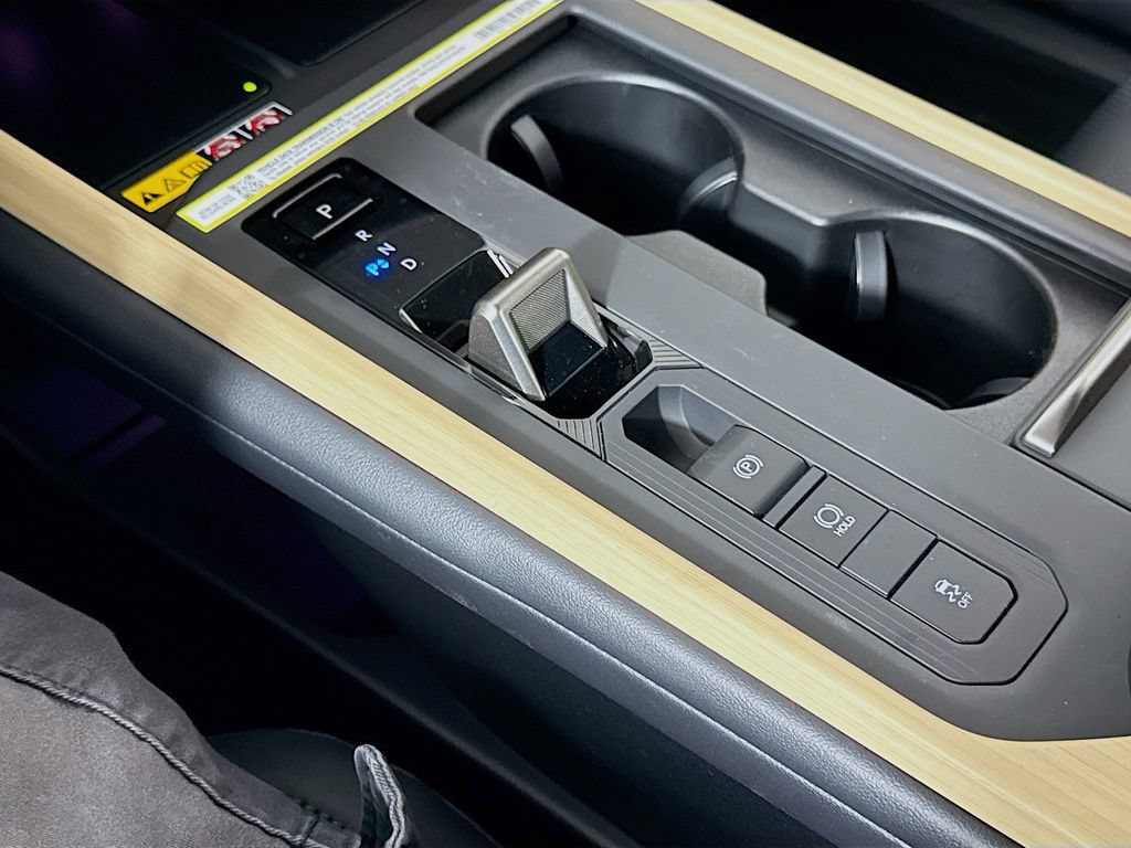 New 2026 Lexus ES 350e FWD image 15