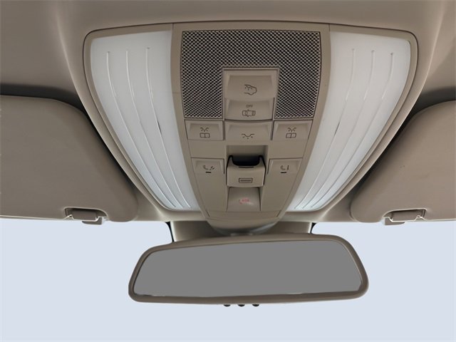 Used 2014 Mercedes-Benz E 350 4MATIC Sedan image 24