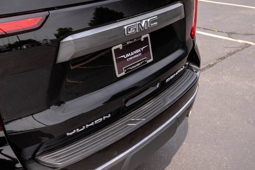 Certified 2024 GMC Yukon XL Denali Ultimate AWD/4WD image 12