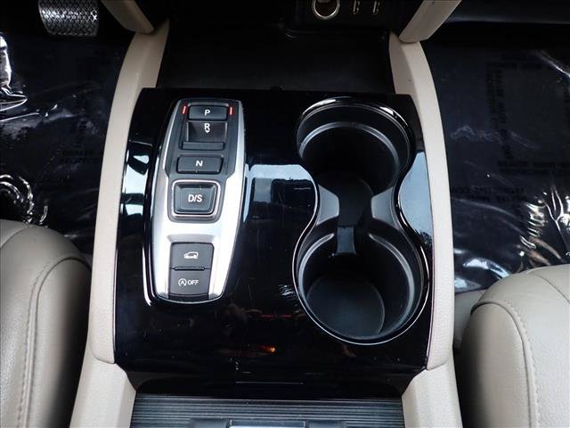 Used 2016 Honda Pilot Touring image 23
