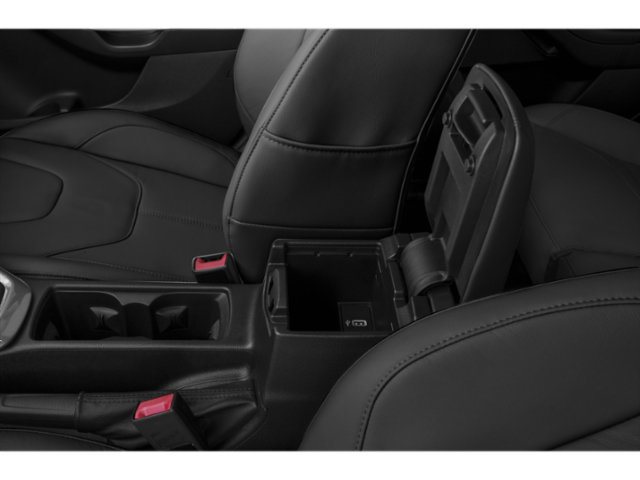 Used 2015 Ford Focus Titanium w/ Titanium Technology Package FWD image 18