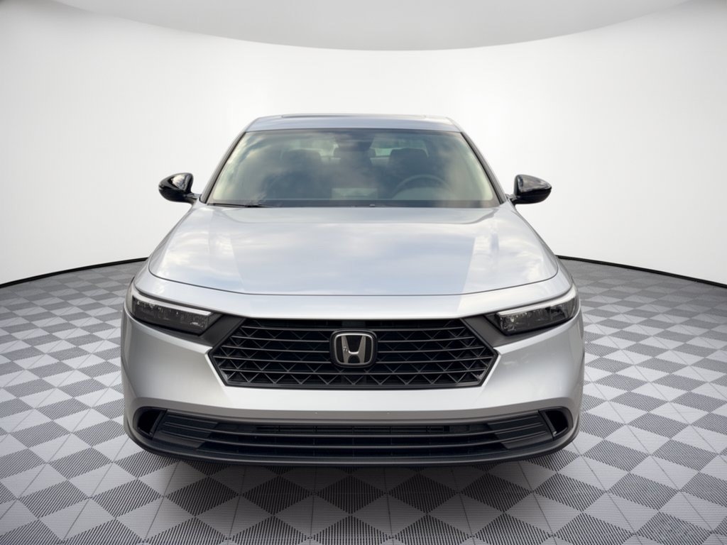 Used 2025 Honda Accord SE image 6