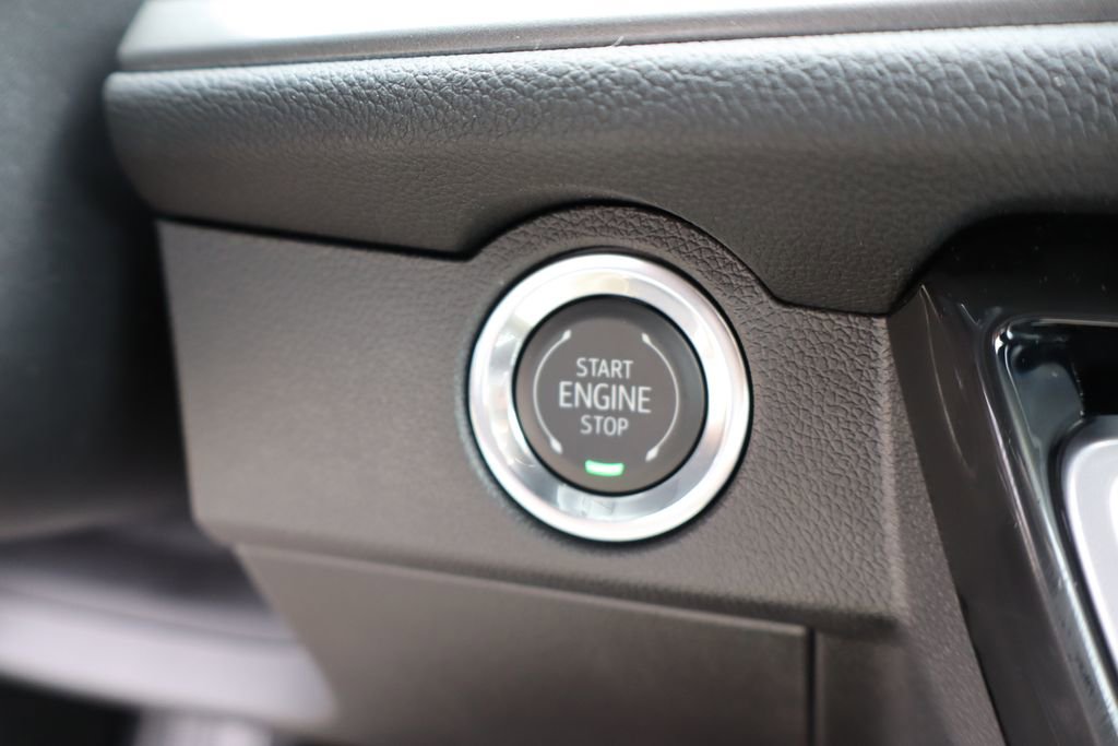 New 2026 Chevrolet Traverse LT w/ Enhanced Driving Package image 19
