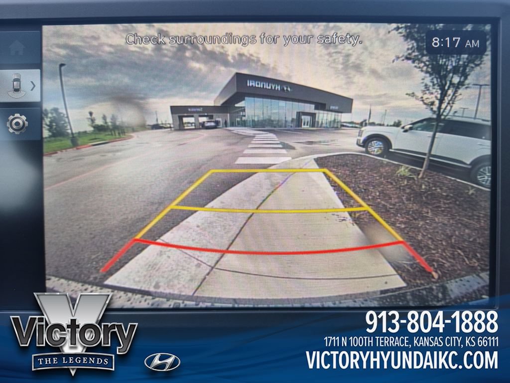 Used 2025 Hyundai Elantra SE FWD image 19