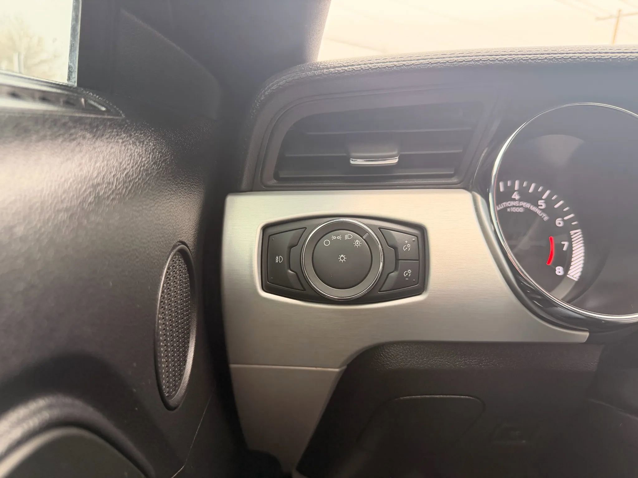 Used 2015 Ford Mustang GT Premium image 14