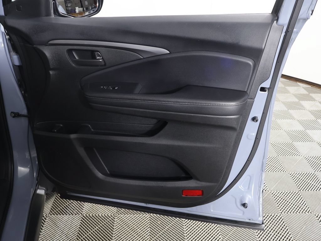 Used 2023 Honda Passport EX-L image 26