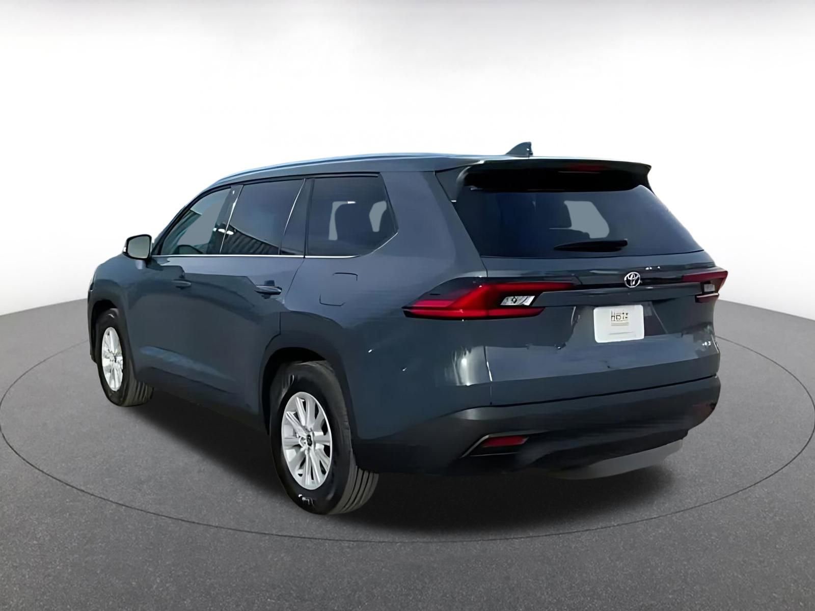 Used 2025 Toyota Grand Highlander FWD image 10