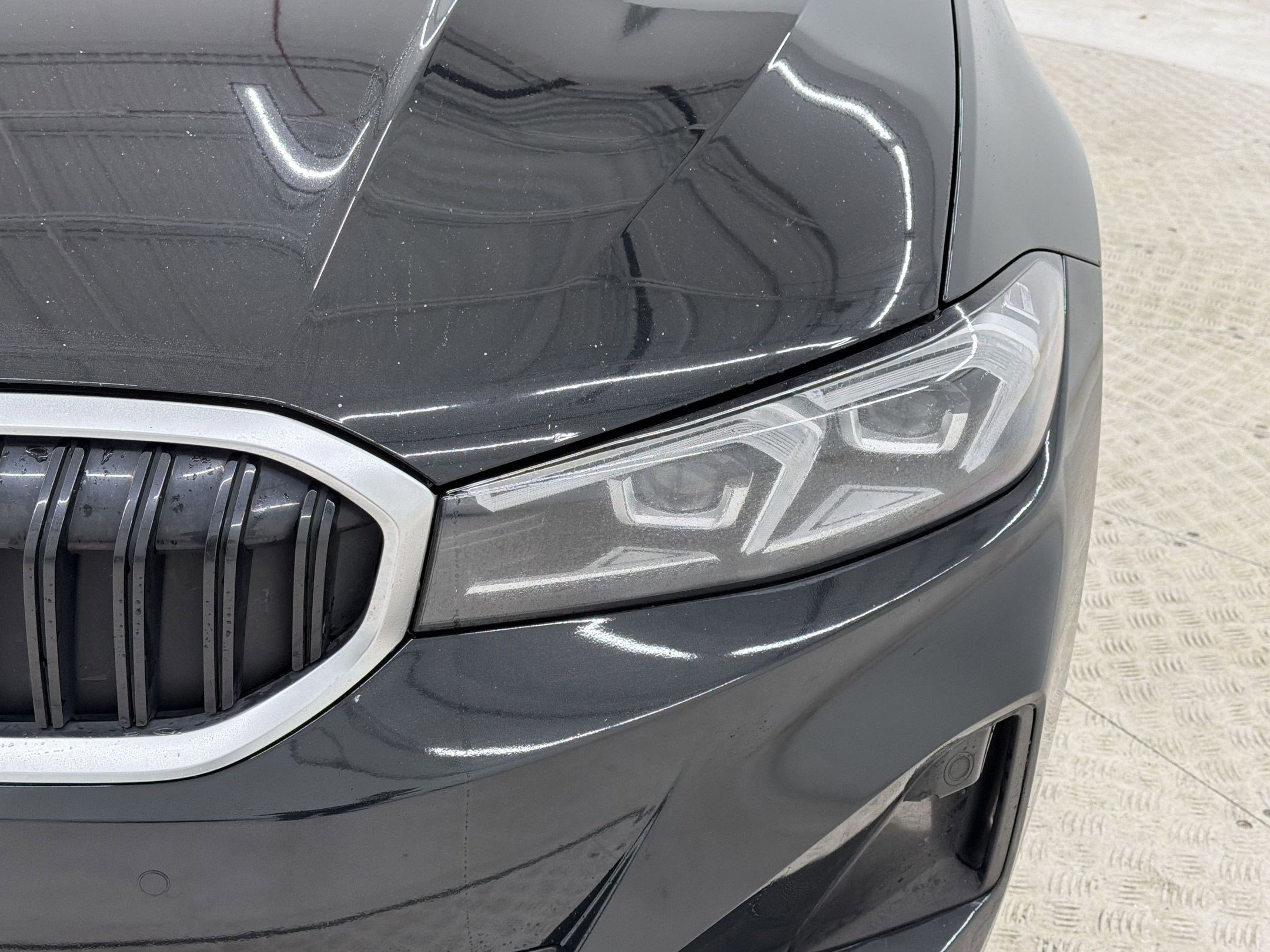 Used 2023 BMW 330e w/ Convenience Package RWD image 11