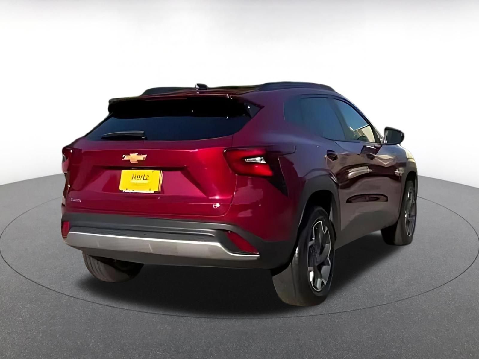 Used 2025 Chevrolet Trax LT w/ LT Convenience Package FWD image 15