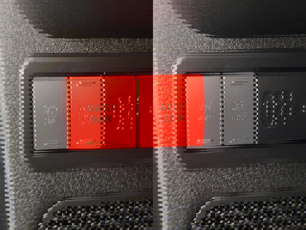 Used 2017 Jeep Wrangler Unlimited Rubicon image 23