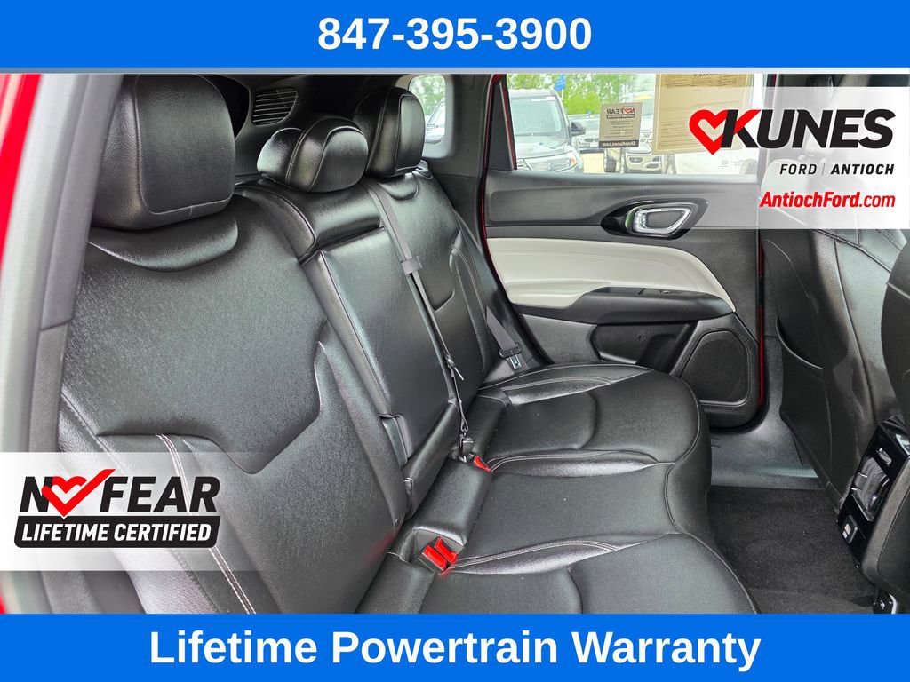 Used 2025 Jeep Compass Limited AWD/4WD image 25