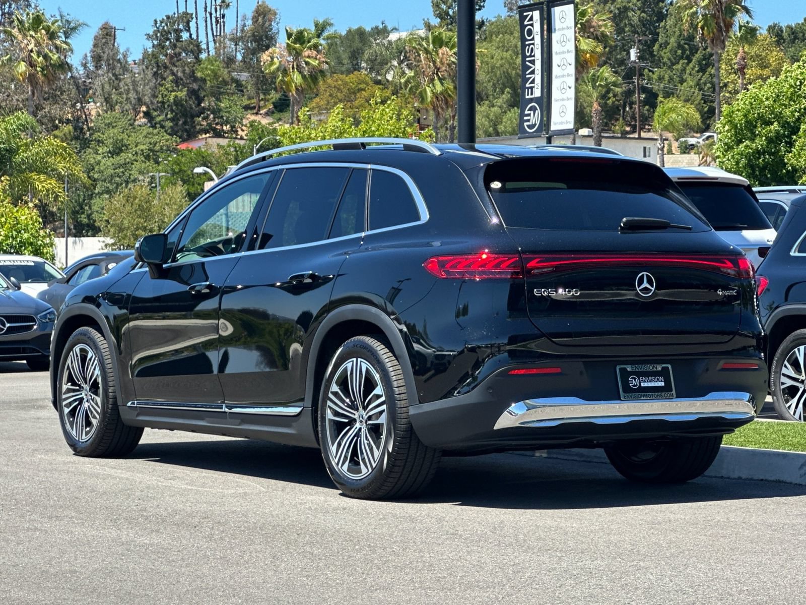 New 2026 Mercedes-Benz EQS 400 4MATIC SUV image 5