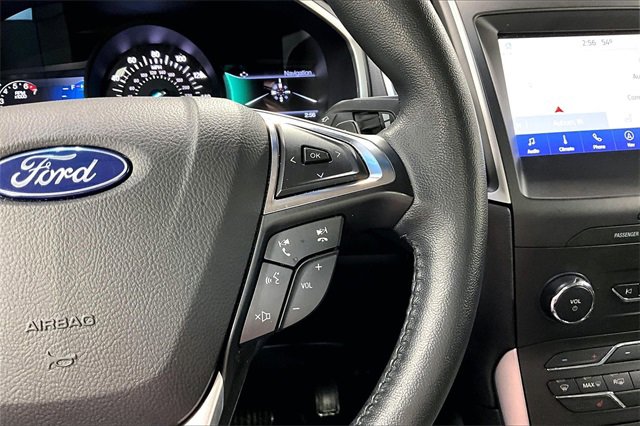 Used 2020 Ford Edge SEL w/ Convenience Package image 13