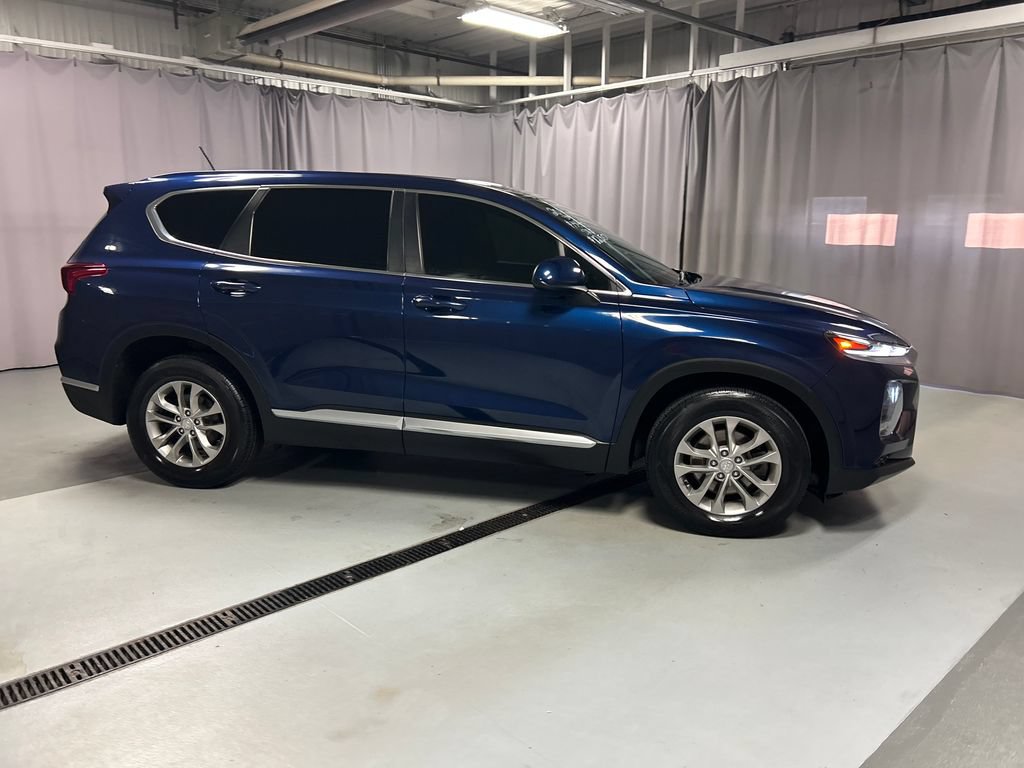 Used 2019 Hyundai Santa Fe SE FWD image 8