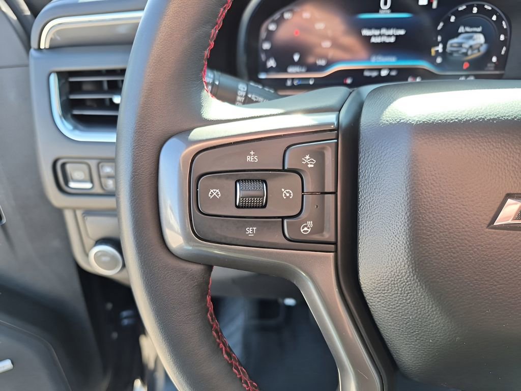 Used 2022 Chevrolet Suburban RST w/ Luxury Package RWD image 35