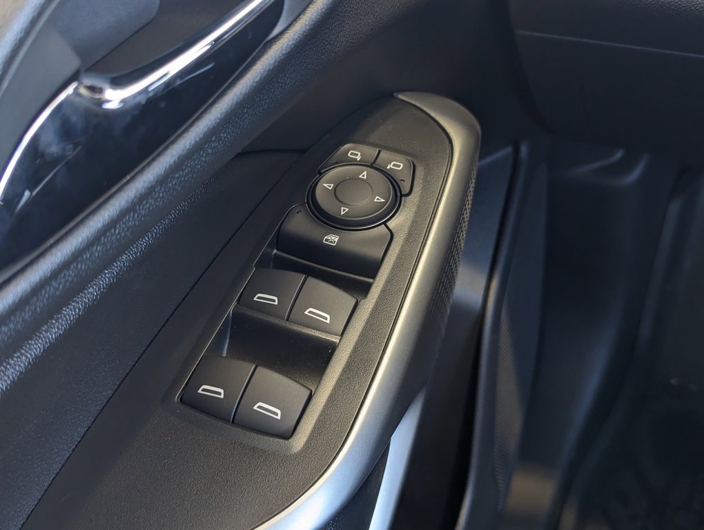 New 2026 Chevrolet Trax RS w/ Driver Confidence Package image 20