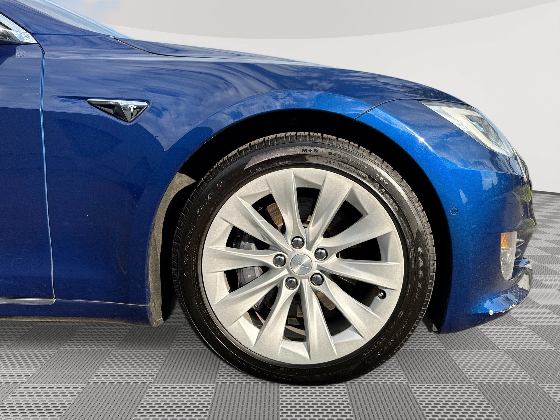 Used 2020 Tesla Model S Long Range Plus AWD/4WD image 31