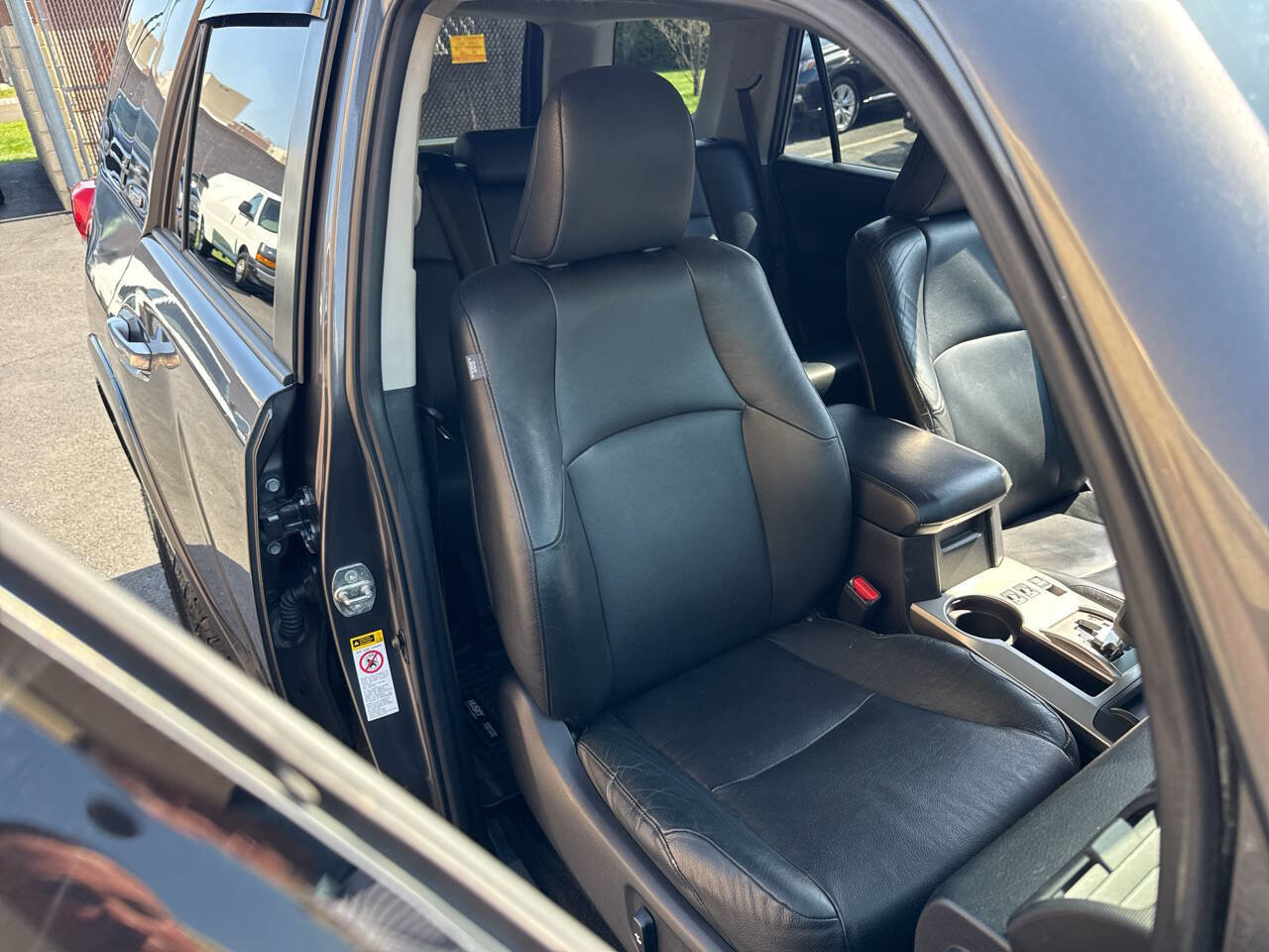 Used 2010 Toyota 4Runner SR5 image 21