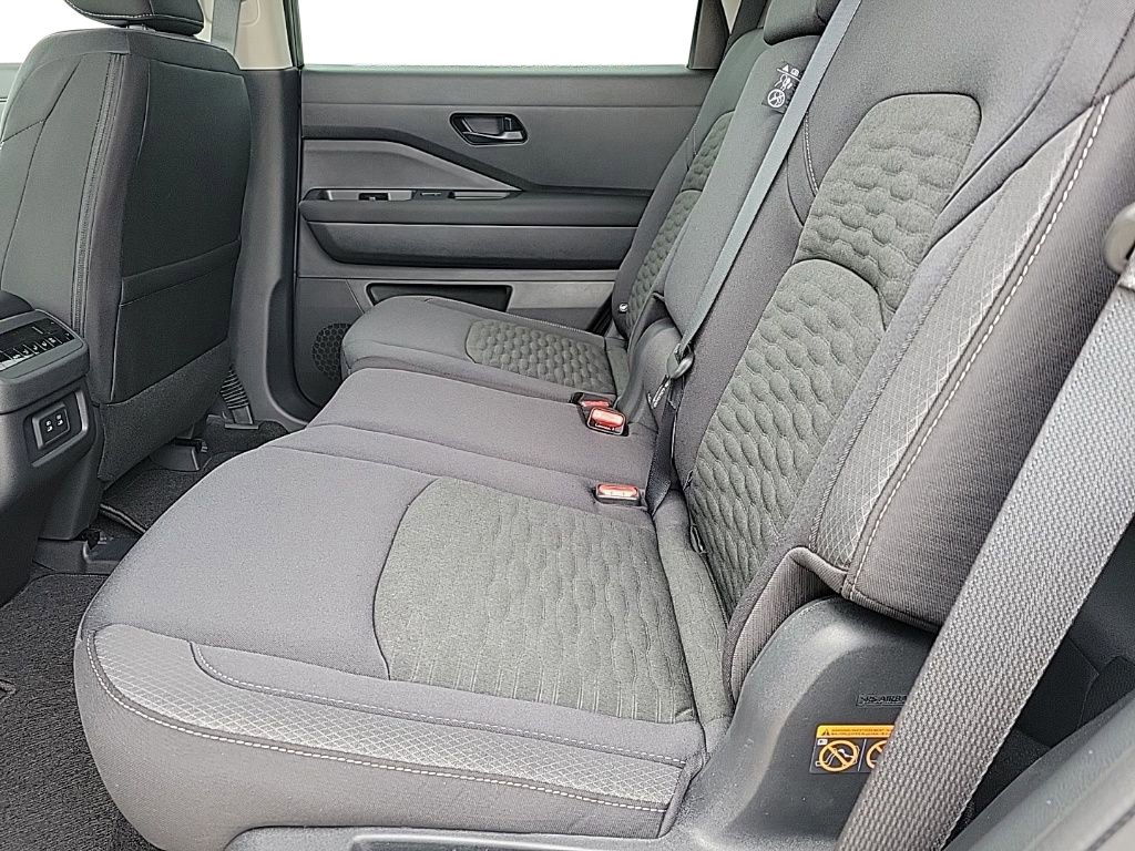 New 2026 Nissan Pathfinder SV w/ SV Premium Package AWD/4WD image 22