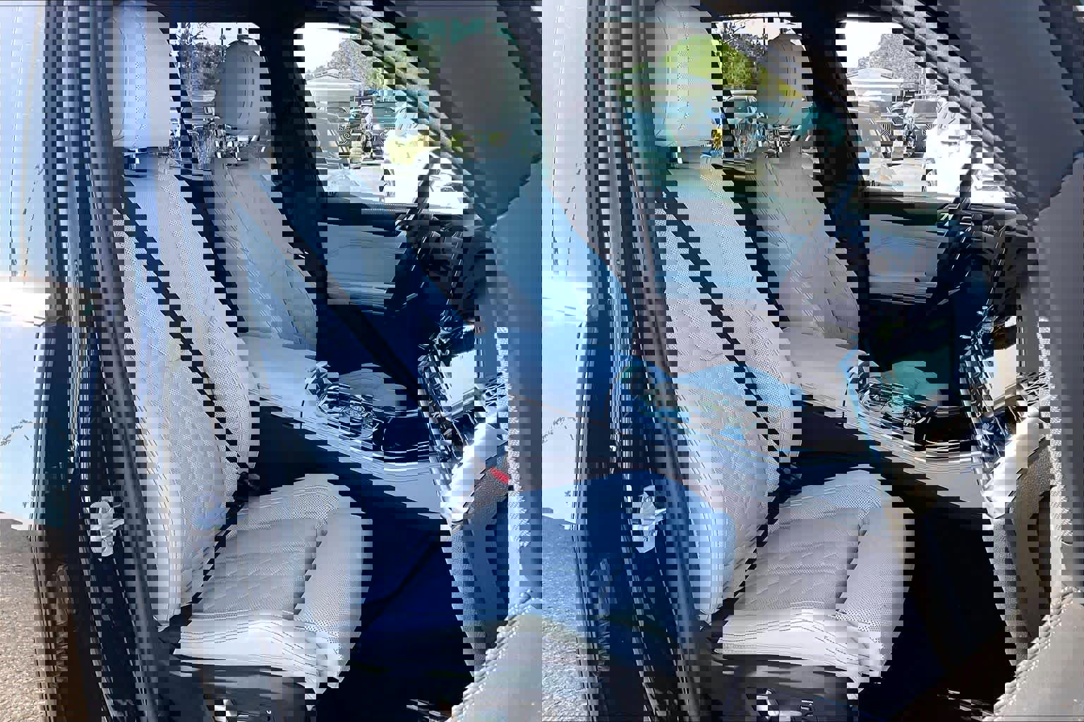 Certified 2024 BMW X5 xDrive50e w/ Executive Package image 9