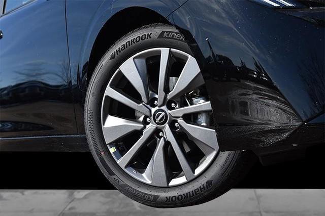 New 2026 Nissan Sentra SL image 3